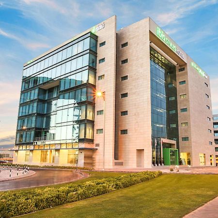 Ibis Styles Dubai Jumeira Exteriör bild