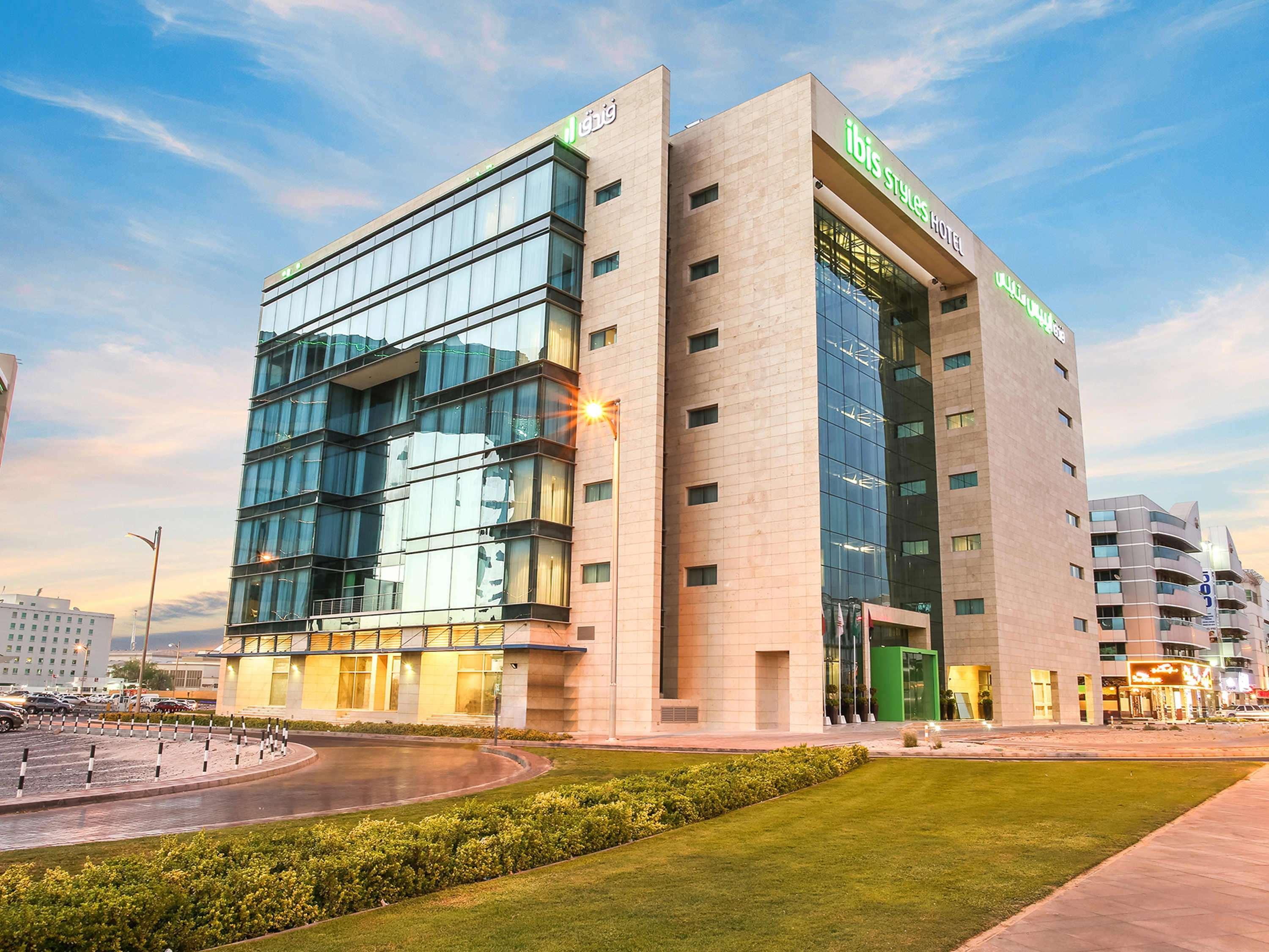 Ibis Styles Dubai Jumeira Exteriör bild