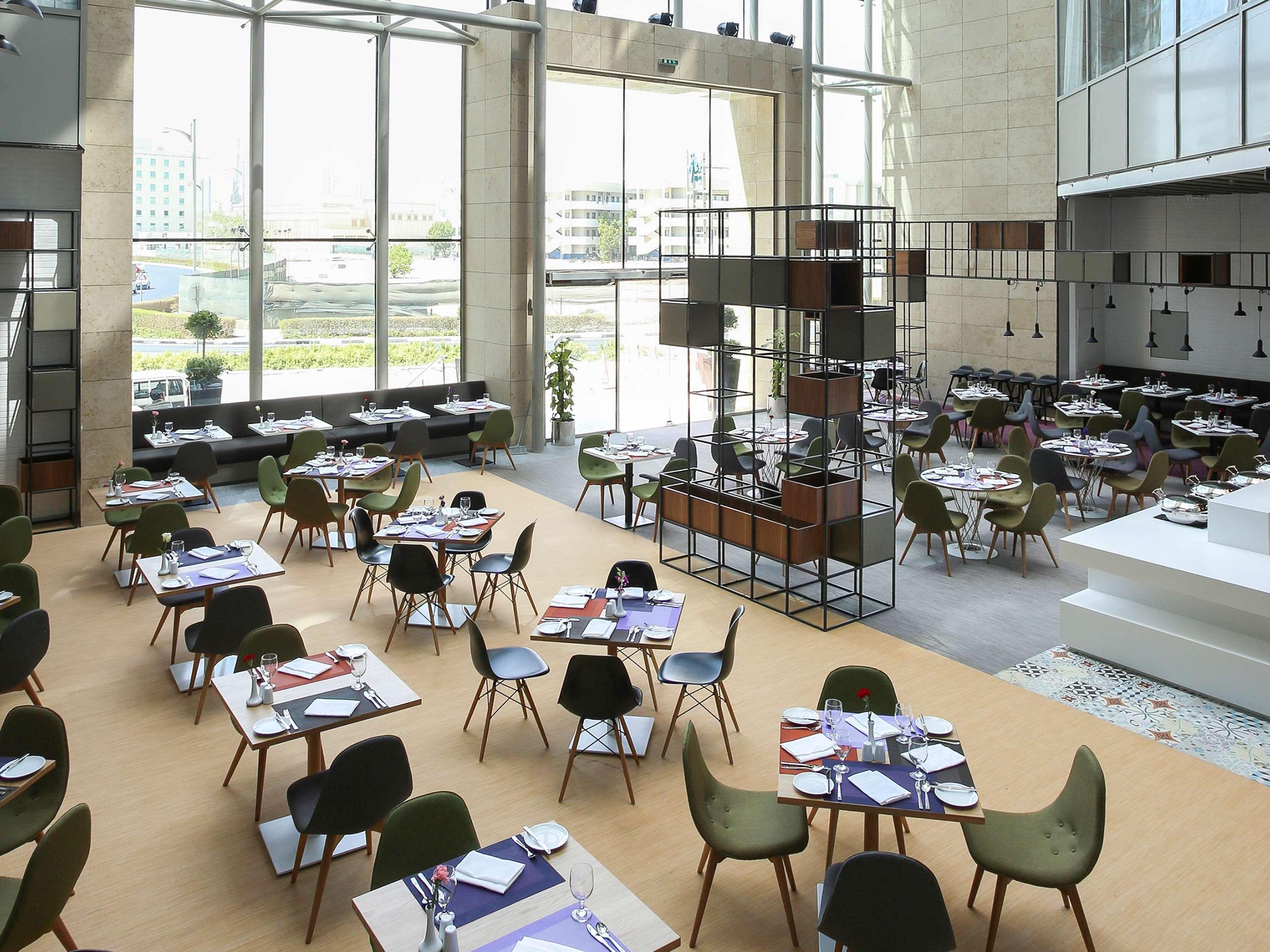 Ibis Styles Dubai Jumeira Exteriör bild