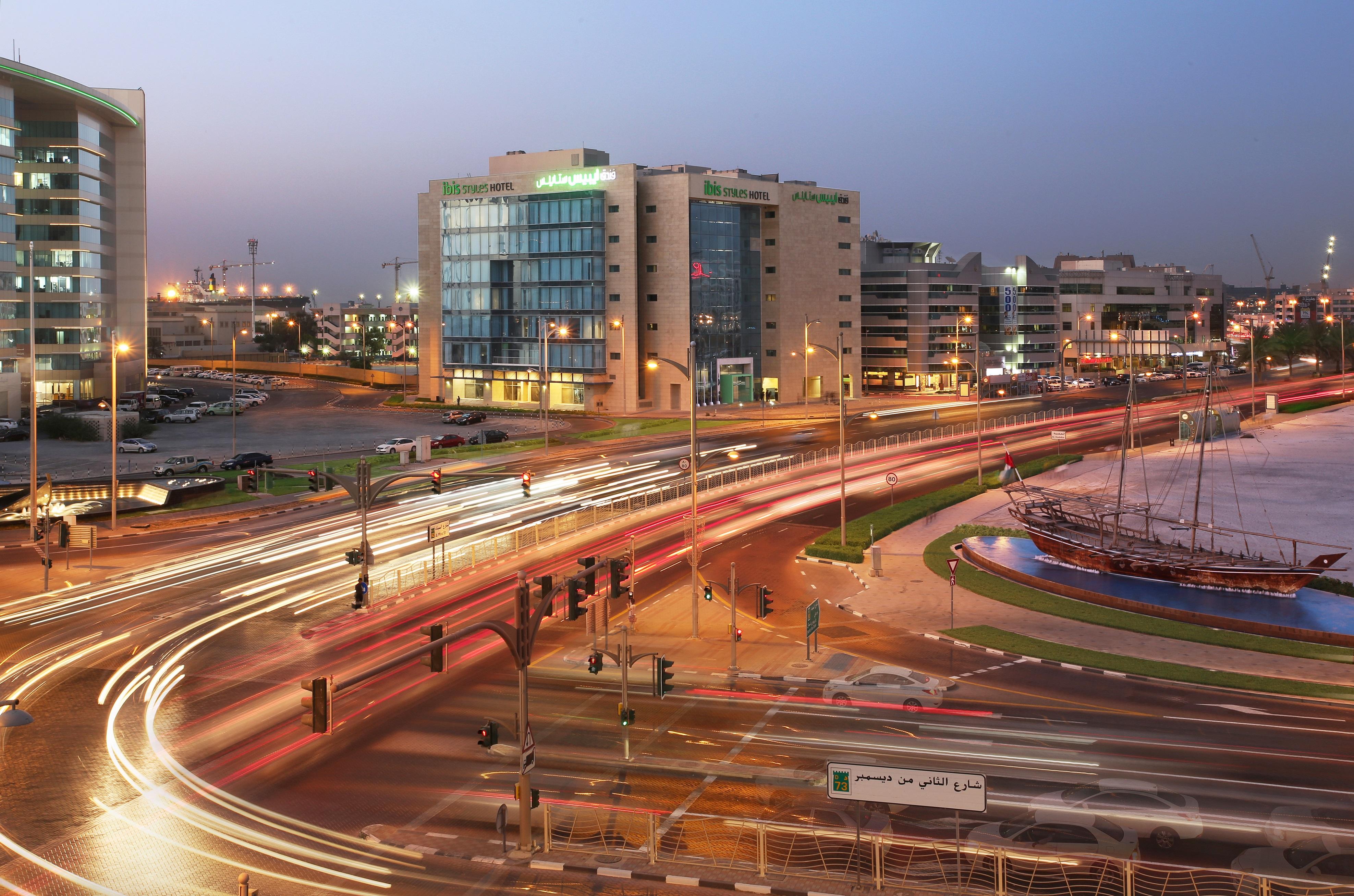 Ibis Styles Dubai Jumeira Exteriör bild