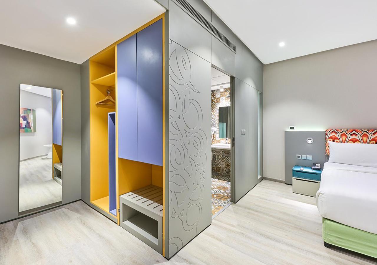 Ibis Styles Dubai Jumeira Exteriör bild