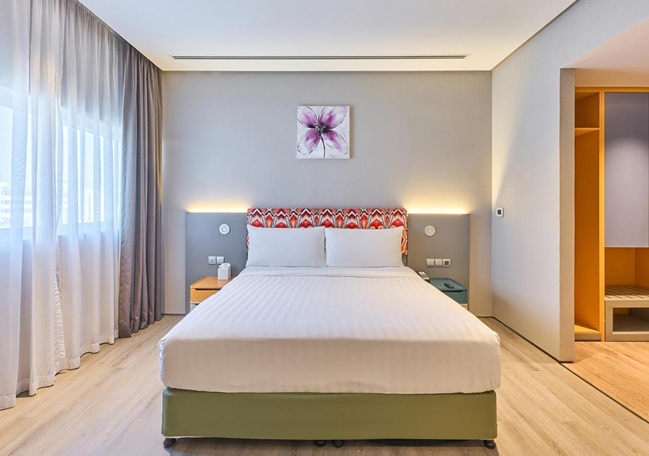 Ibis Styles Dubai Jumeira Exteriör bild