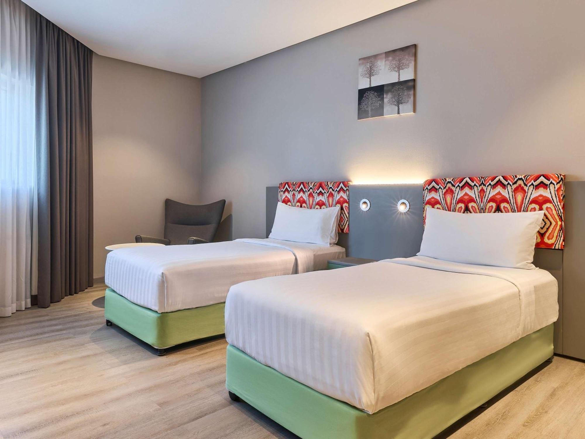 Ibis Styles Dubai Jumeira Exteriör bild