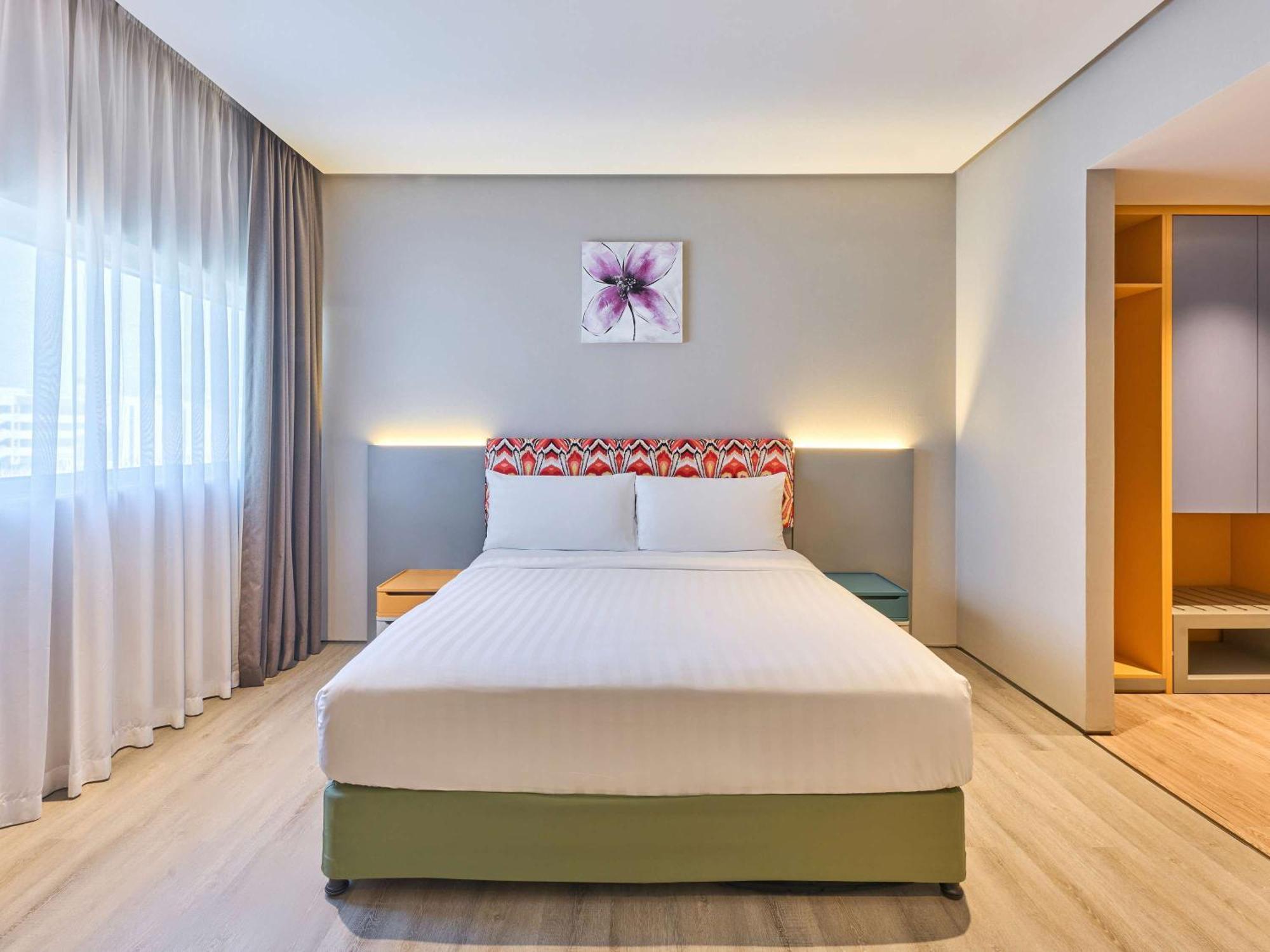 Ibis Styles Dubai Jumeira Exteriör bild